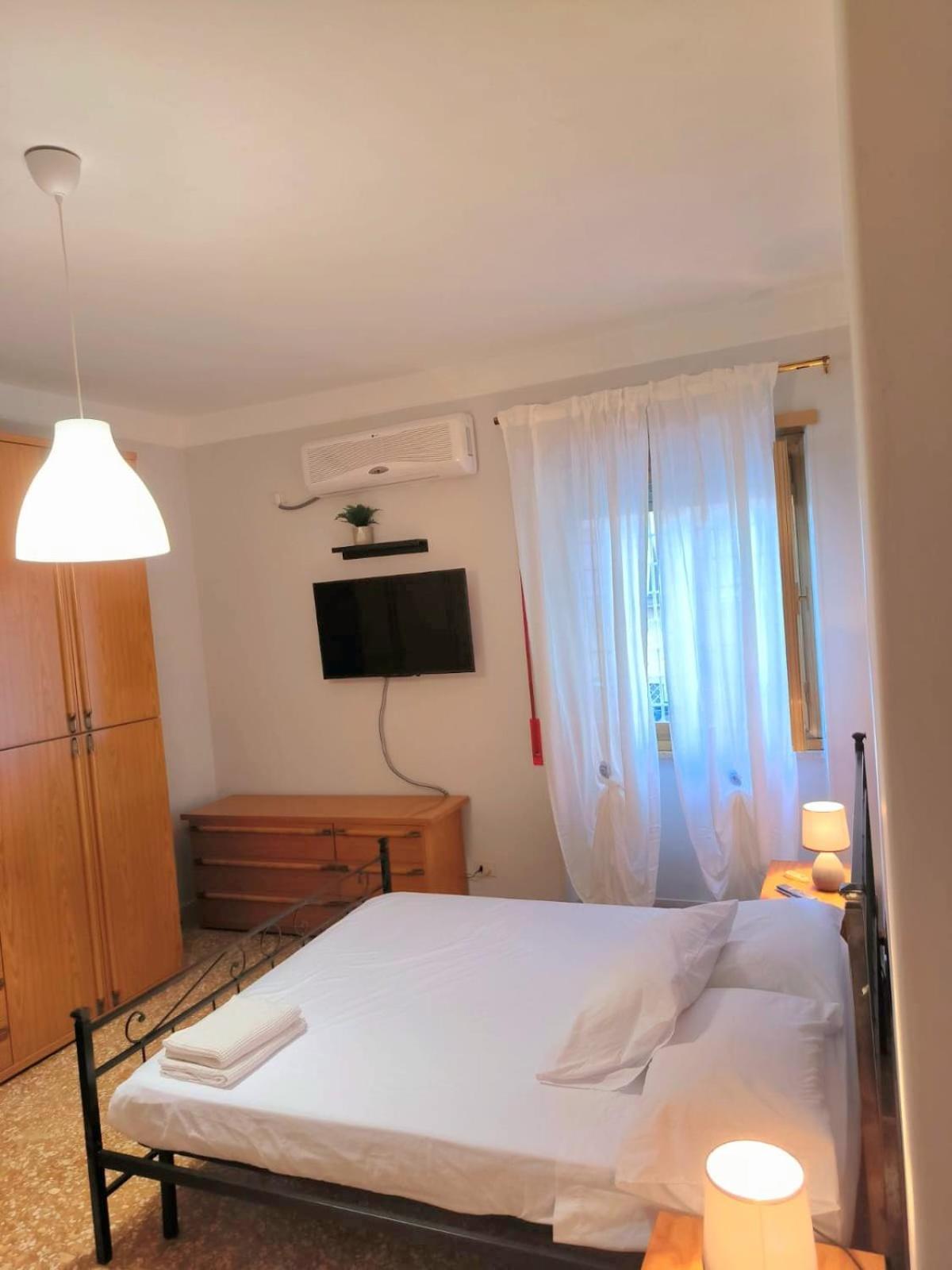 Bilocale In Via Degli Orti Variani Rome Luaran gambar